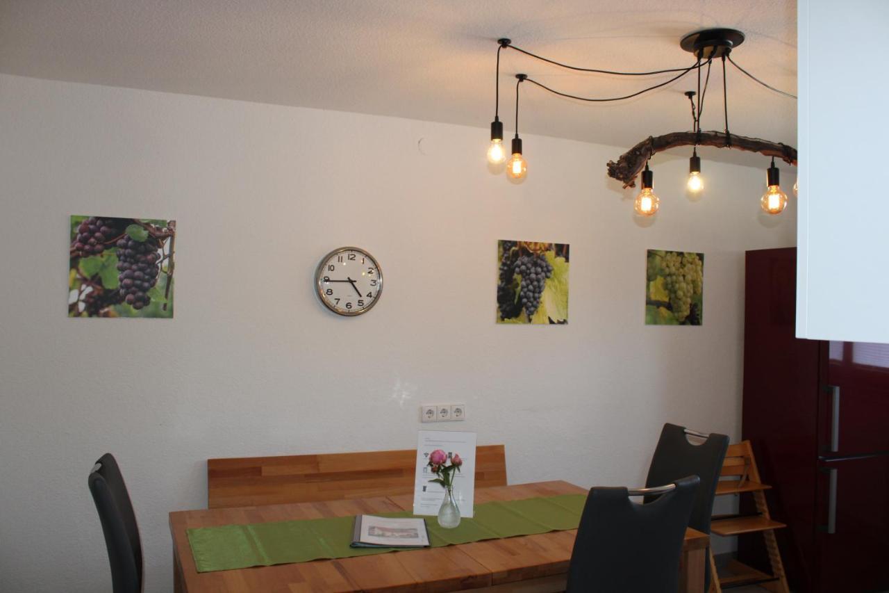 Winzerhof Senn Apartment Фогтсбург Екстериор снимка